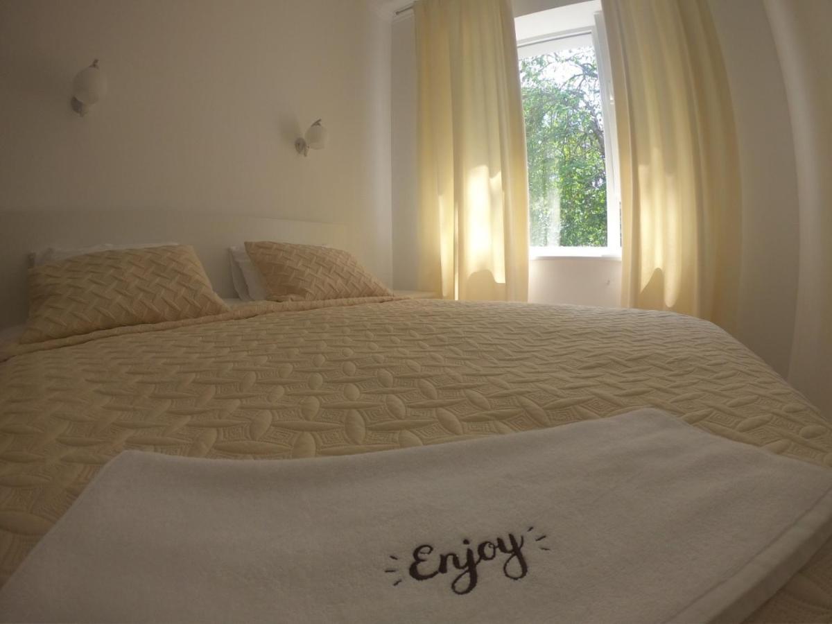 Boutique Hotel Enjoy Sergeyevka Dış mekan fotoğraf